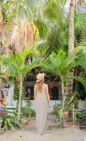 Sirenas Caribbean Rooms Holbox